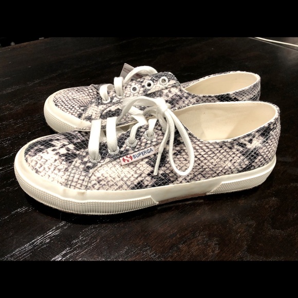 Superga snakeskin sneaker grey and white size 8 - Picture 2 of 7